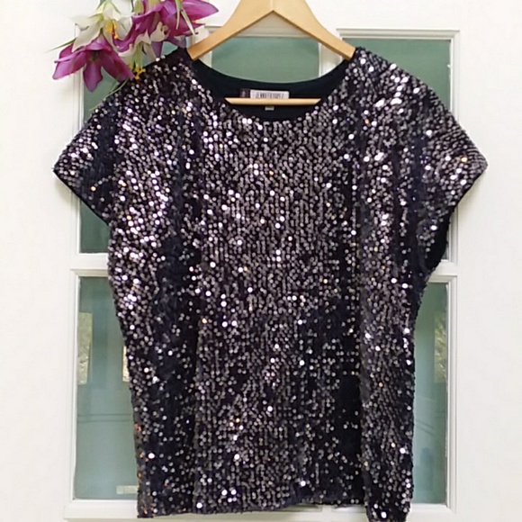 Jennifer Lopez Tops - 👑 Jennifer Lopez Top 👑